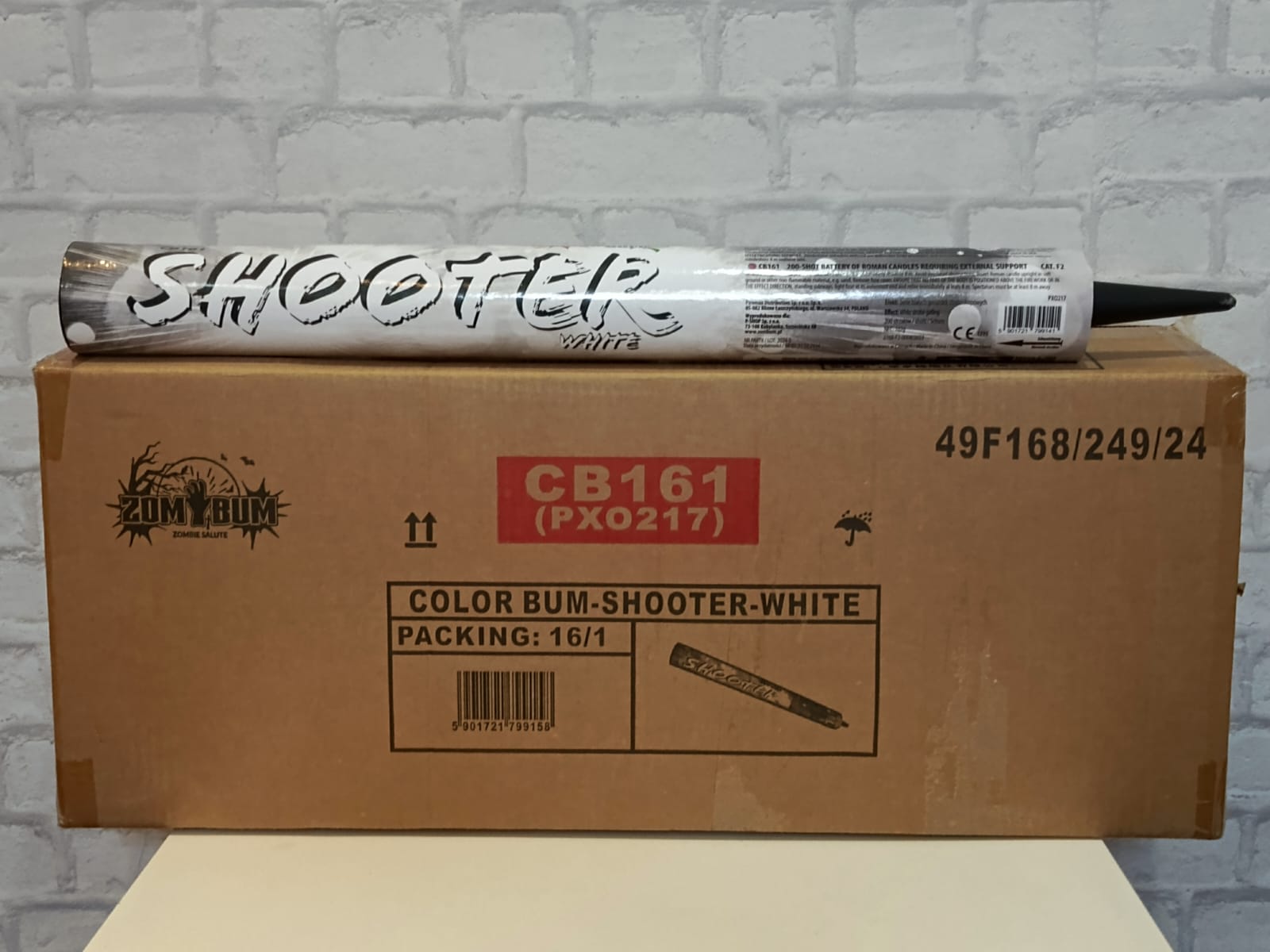 1 carton CB161 (16 candles x 200 shots)